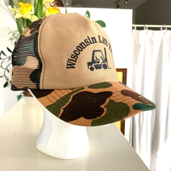 Vintage WISCONSIN LIFT TRUCK Camoflage Trucker Cap - Picture 1 of 11